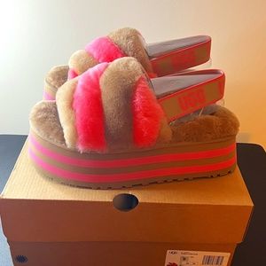 New UGG Disco Stripe Slides Size 9